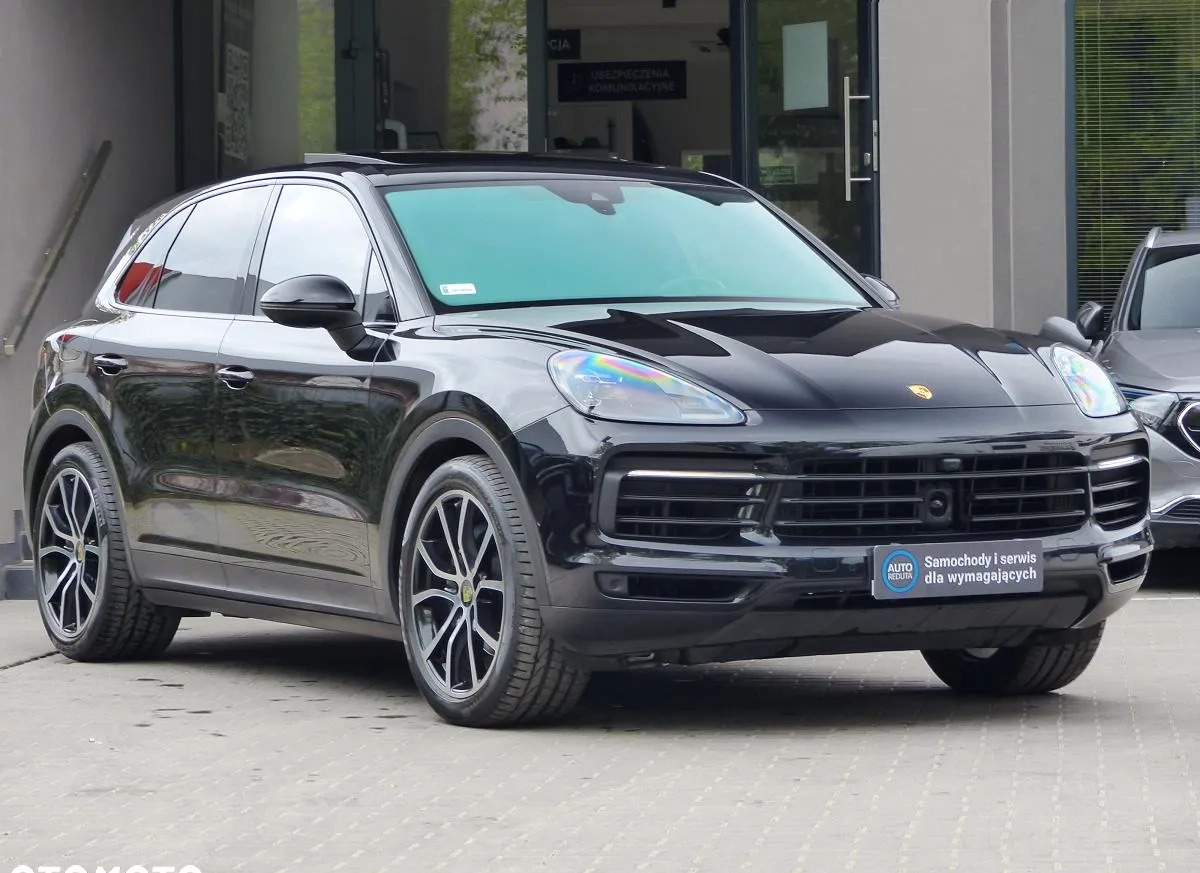 Porsche Cayenne cena 349900 przebieg: 35200, rok produkcji 2019 z Stęszew małe 191